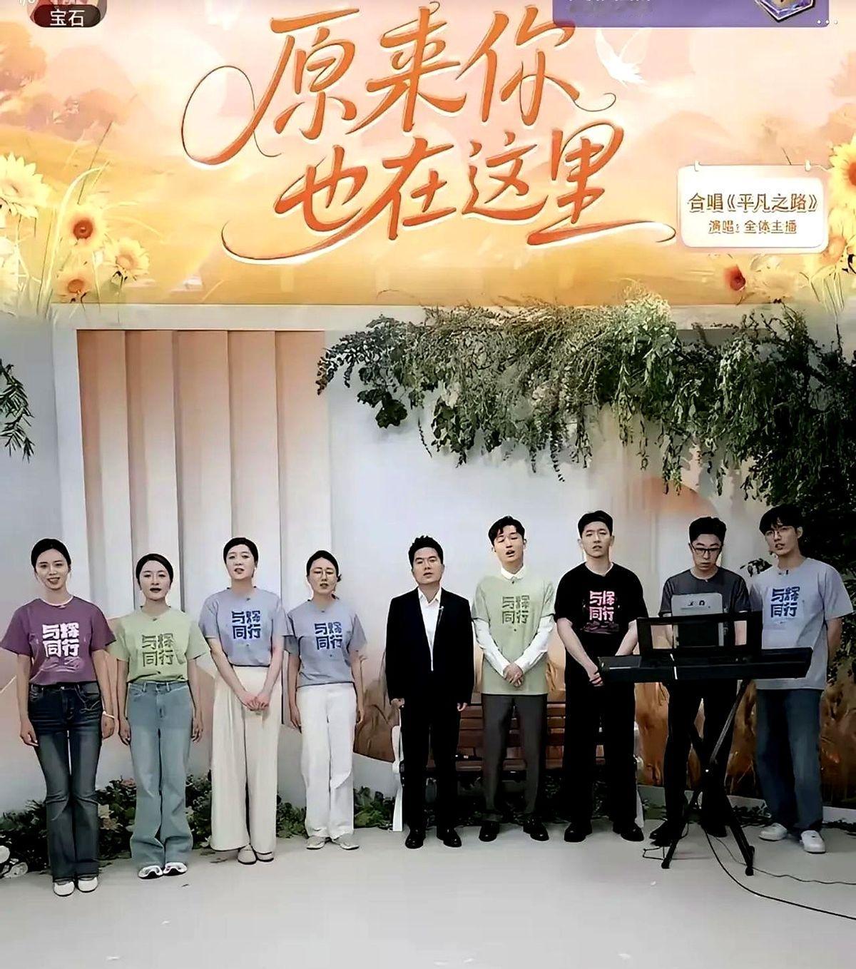 这边风景独好！

昨天于东来又发了许多小作文，真的是让人无语。

但相比之下，与