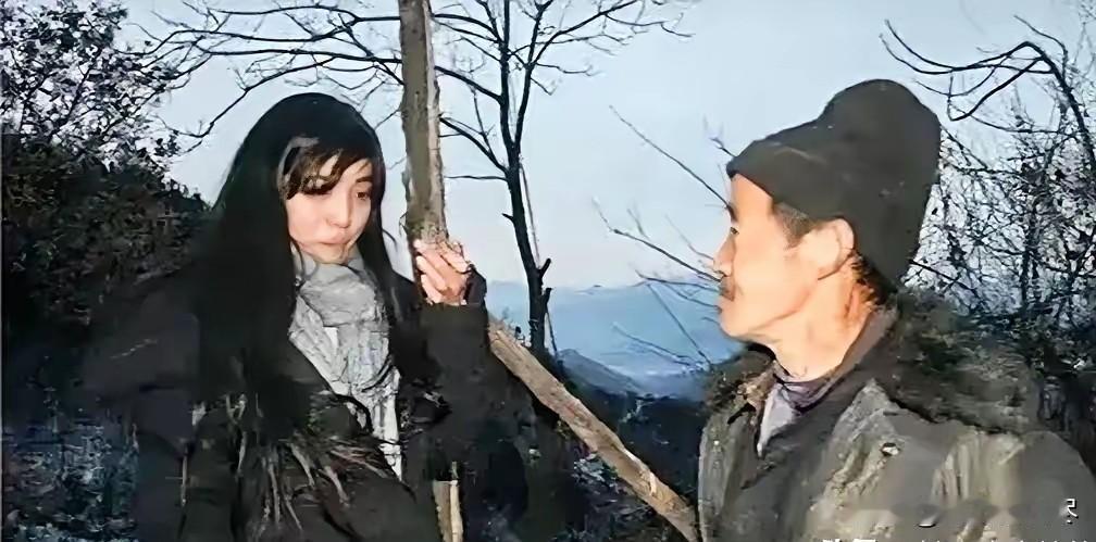 浙江，5岁女孩被寄养到陕西，一个农民家里。6年后，亲生父母强行把她领走。谁料，女