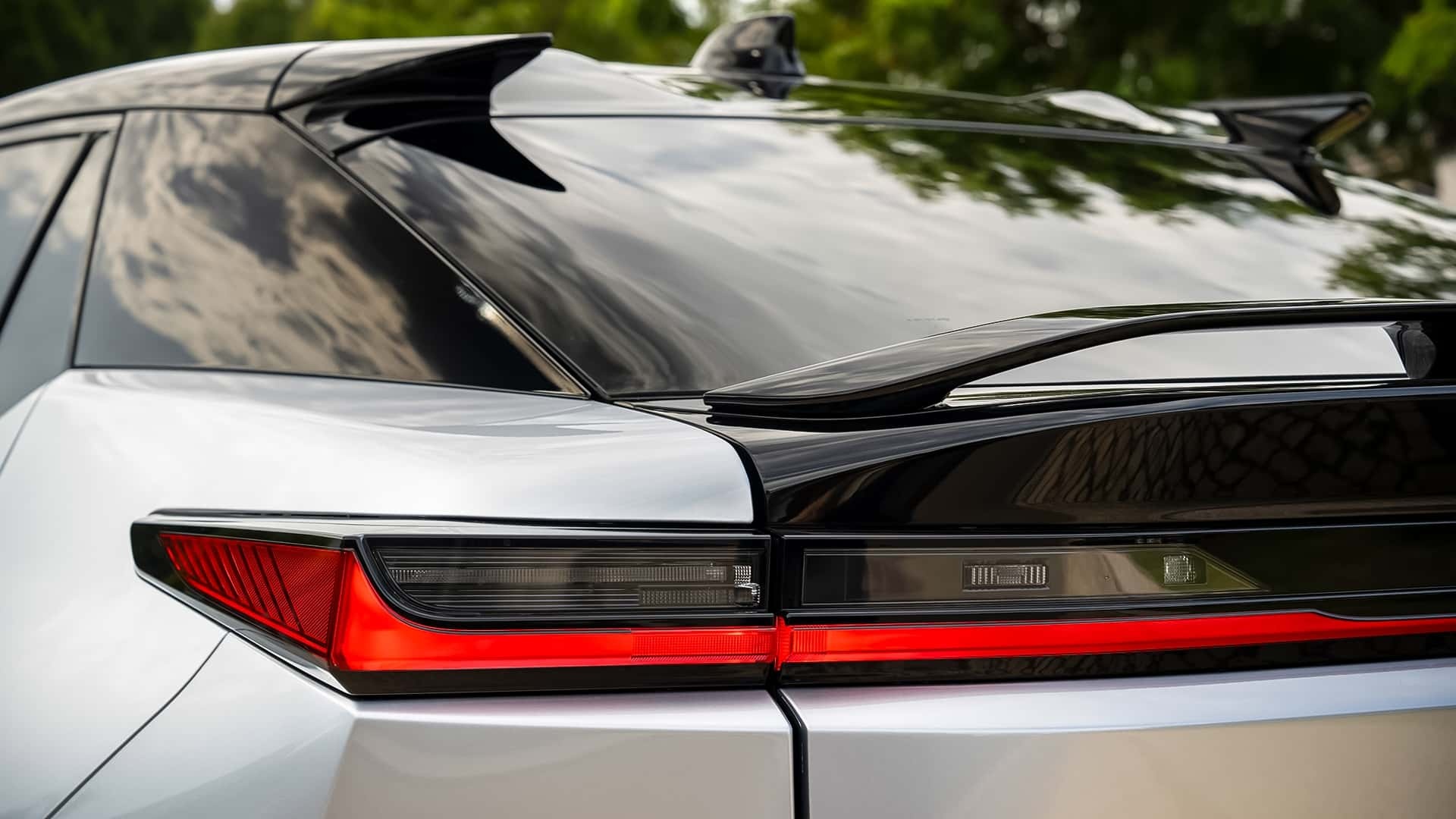 Lexus RZ 550e F-Sport (2025) ​​​