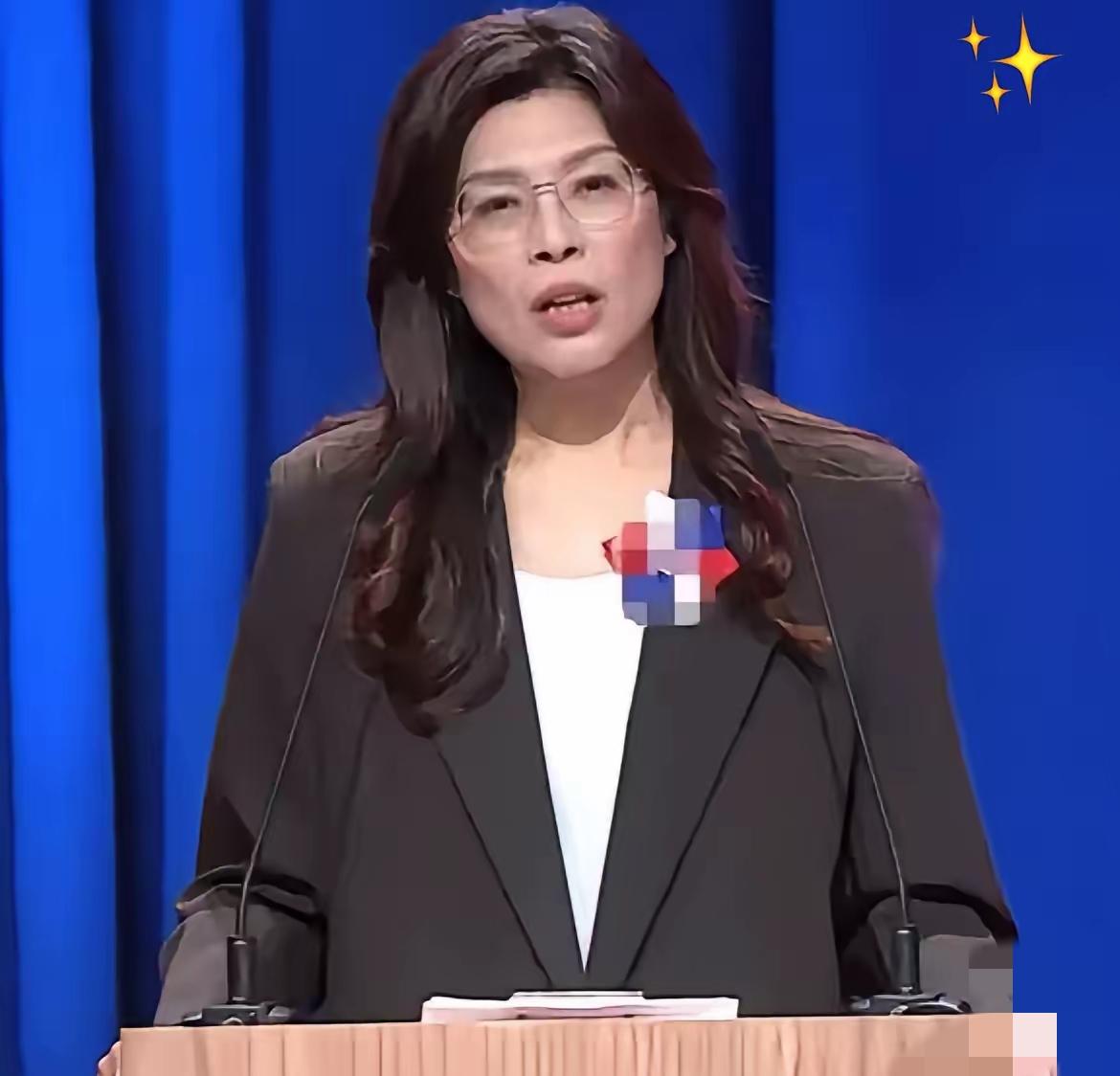 郑丽文当选国民党主席，
发言引发热议：两岸同属中华民族，承认九二共识反对，郑丽文