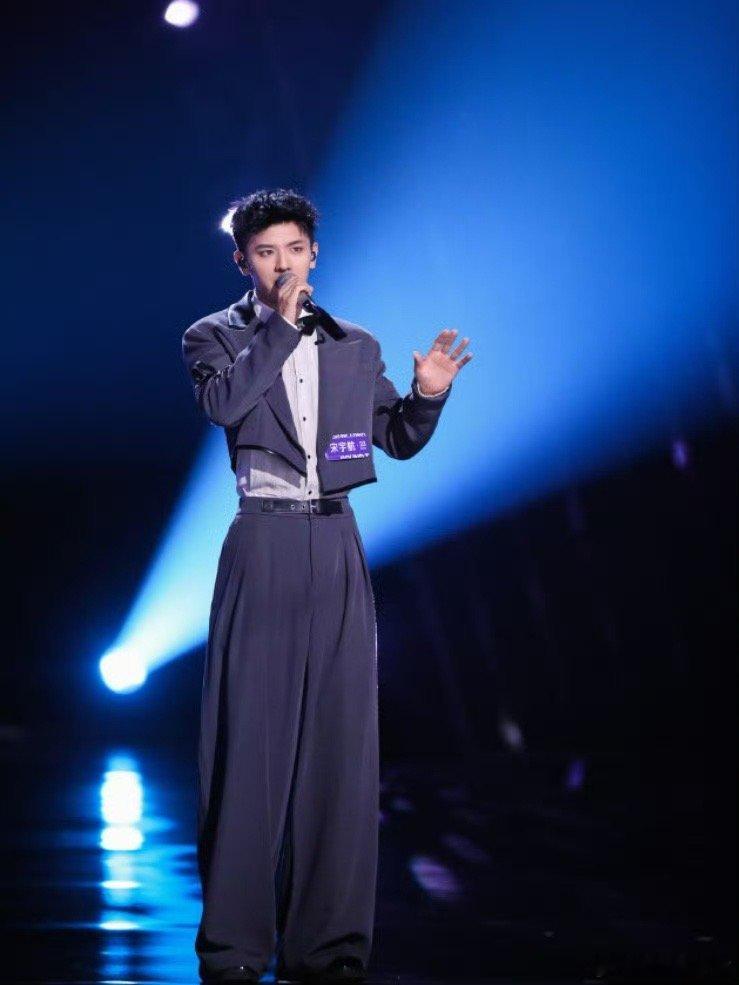 新浪扫楼翻唱马嘉祺声生不息你的样子新浪扫楼突然响起《你的样子》！翻唱马嘉祺《声生