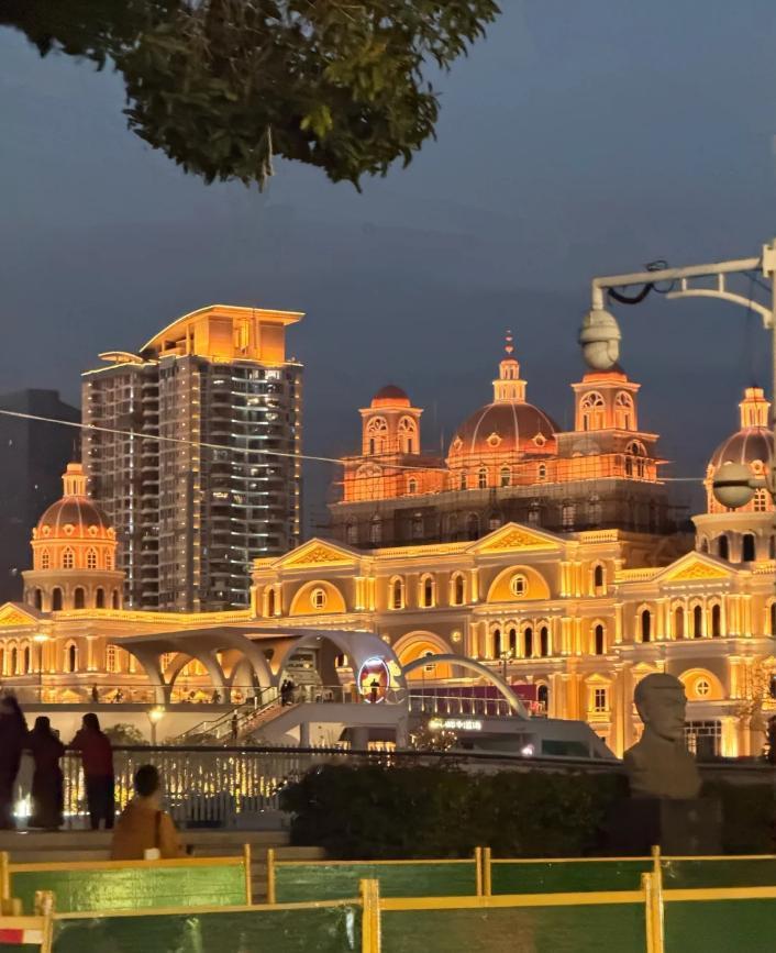 中洲岛全面亮灯！7万m²商业即将登场，以后烟台山景区随便都能逛上一天了[狗头]