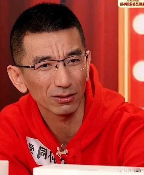 厉害了！小孙说东方甄选自营品一年的销售额在50亿左右，是一家很有规模的公司了。