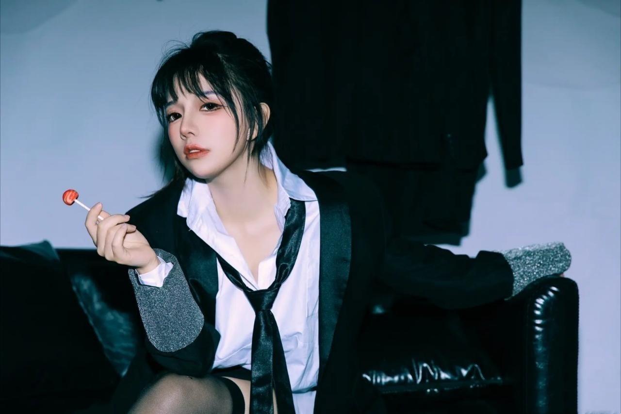 王奕萌写真精选：跨次元科技偶像女团SSIdol成员