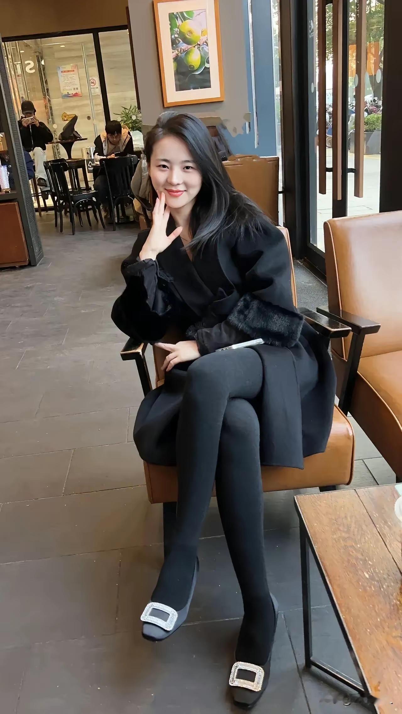 黑色代表了知性