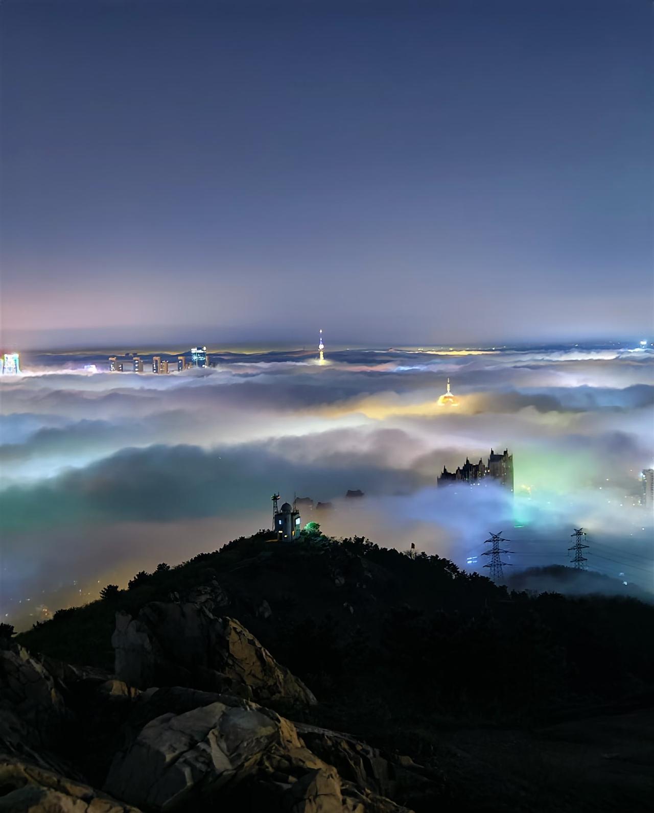青岛 夜景 平流雾 美爆了