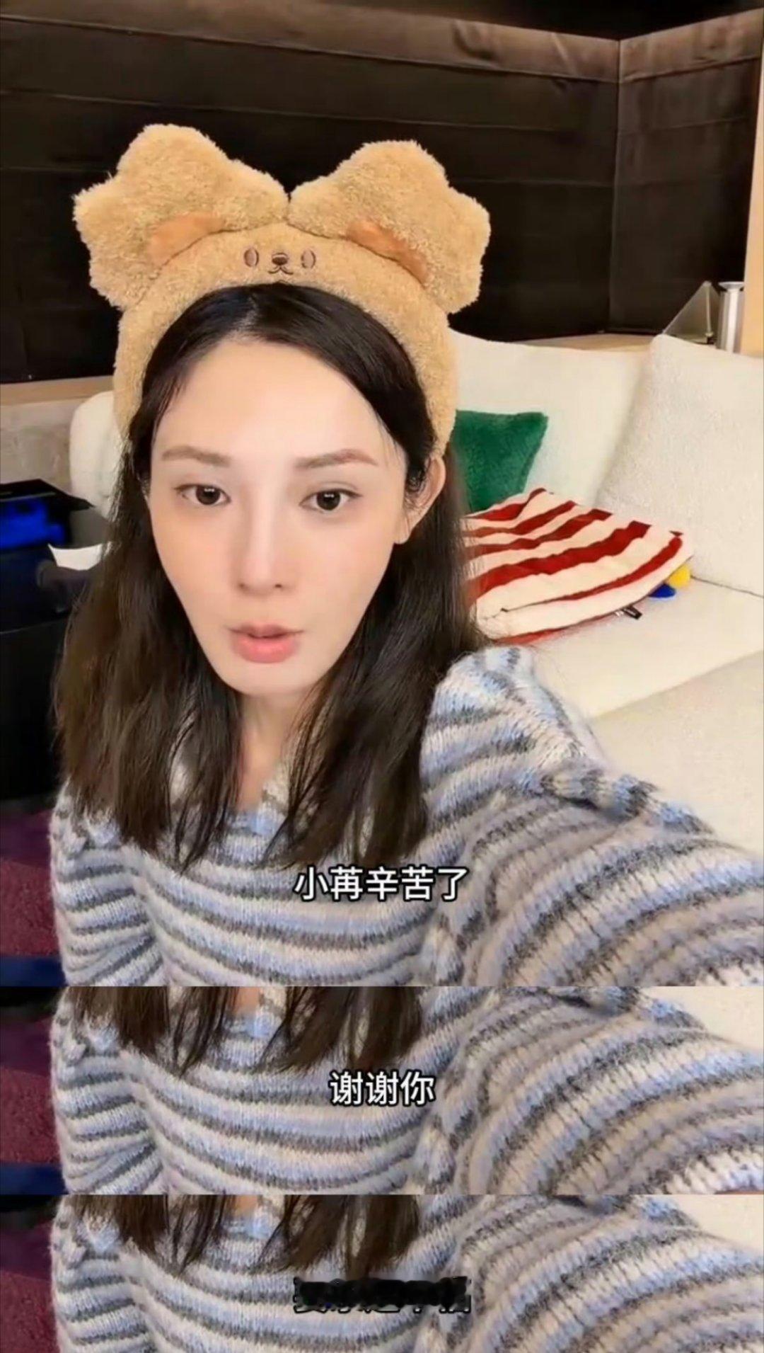 看着彭小苒现在的状态，真的会感慨一句“苦尽甘来”！从默默打磨角色到如今好评不断，