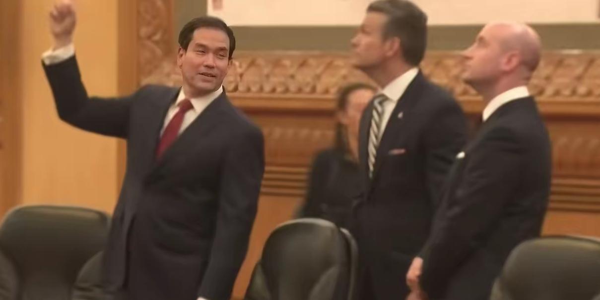 硬核反差！“鹰派”卢比奥进人民大会堂：这一眼，看出了大国的底气
谁能想到，平时在