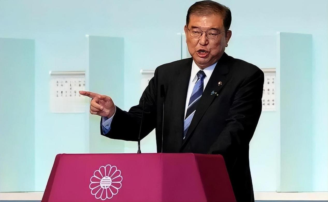 一场大戏！石破茂辞职后，再度当选日本首相，其对华态度大变，还对中方提出一个要求。