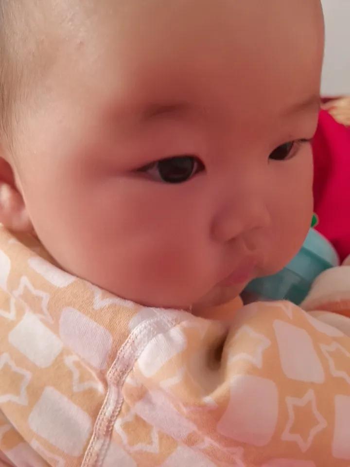 怎么生活才能开心快乐好好生活，慢慢欢喜，日子自会温柔闪光。少纠结过往，不焦虑未来