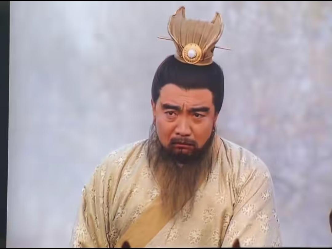 网友表示 人生多少有遗憾呀 ！
那天华佗如果不做手术，也许曹孟德今天墓前是酒！