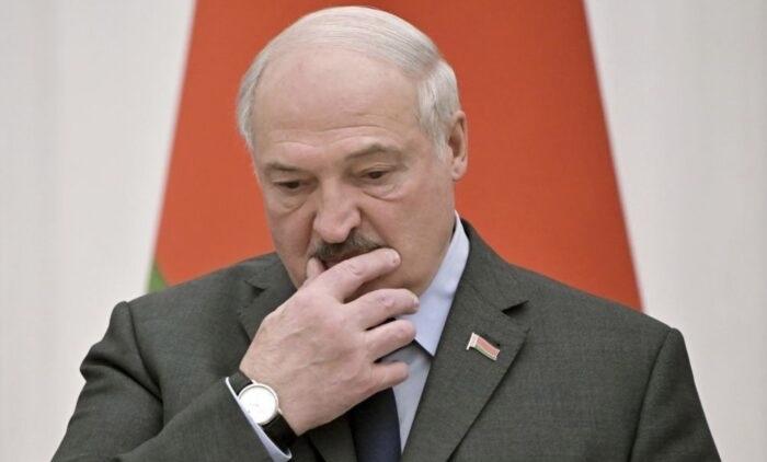 乌克兰这回直接把矛头对准了白俄罗斯总统卢卡申科，不光出台了针对他个人的全套单边限