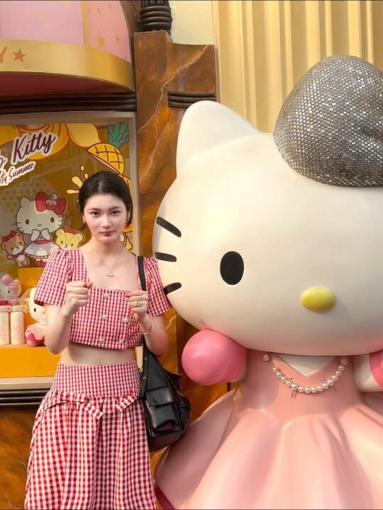 Universal Day🌍解锁全球最小环球影城> 。o