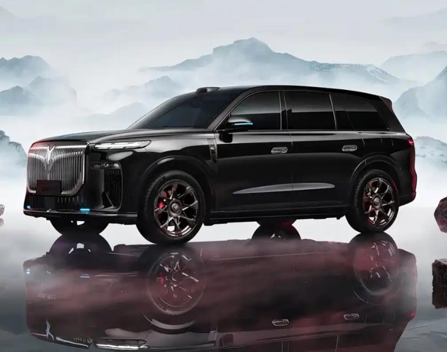 3月17日，岚图汽车宣布旗下岚图泰山Ultra开启交付，黑武士车型开启大定，售价