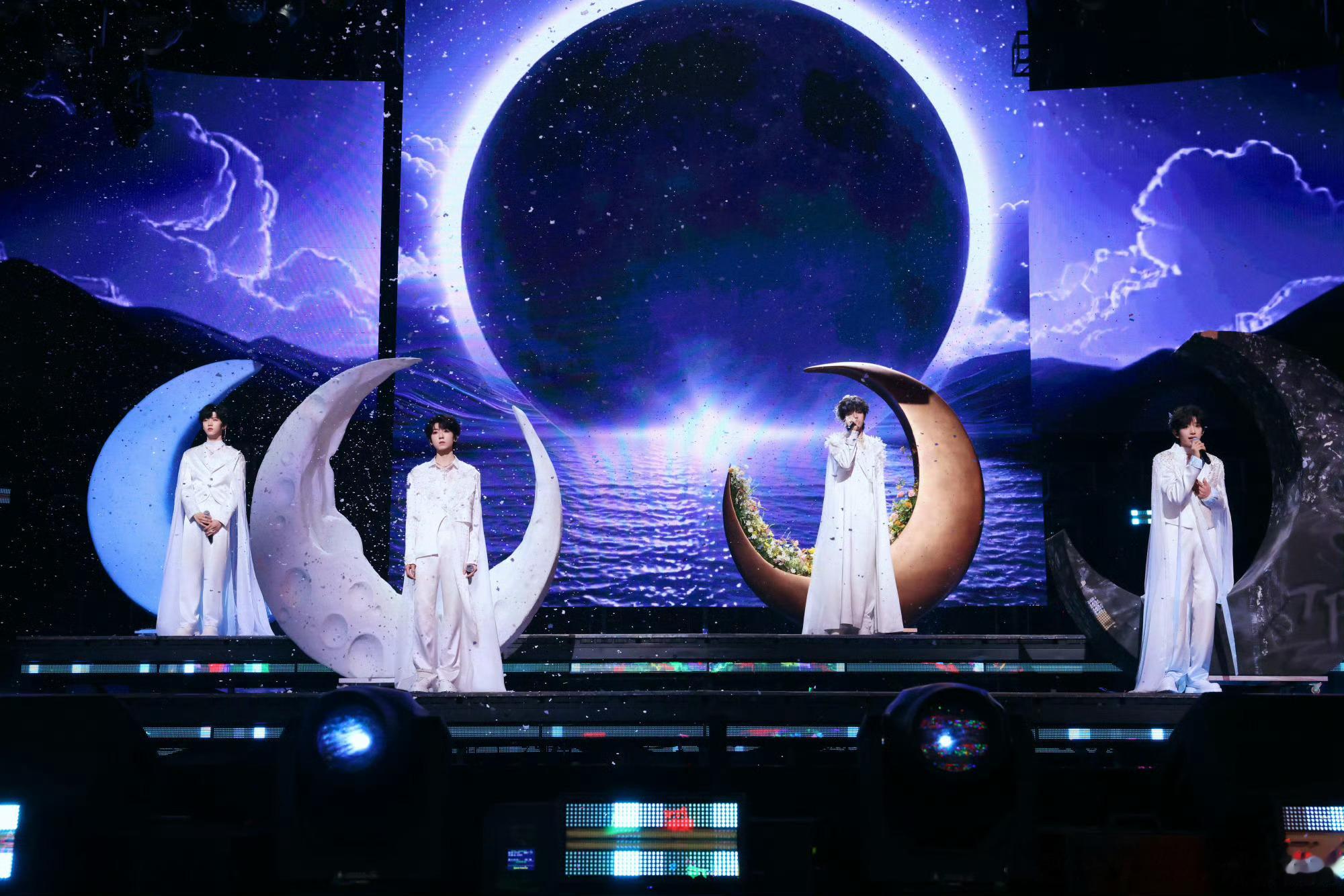 荣耀之战day1 舞台照 