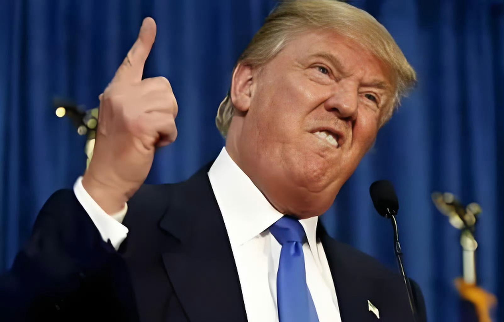 特朗普把48小时最后通牒咽了回去川普:我可能做一些疯狂的事情    📉川普:可