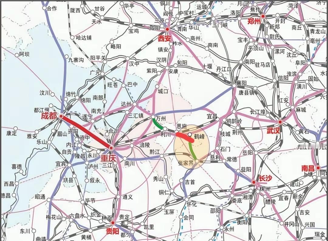 虽然修建万利恩张铁路对于万州来说是促进铁路枢纽的重要一环，可以让西北地区高铁不经