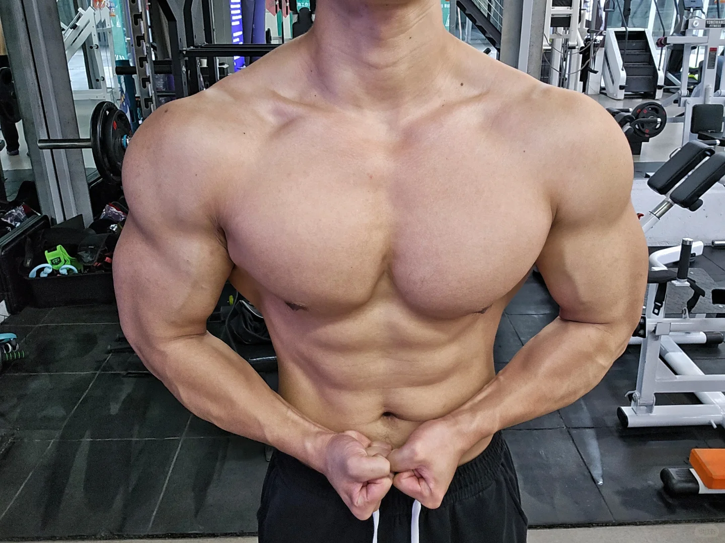 💪关羽如果在现代，一定是健身房里最靓的仔