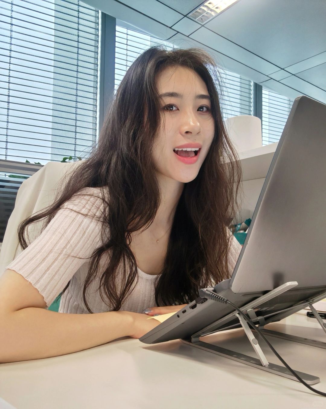 高管秘书｜代替领导开会要做哪些准备👌