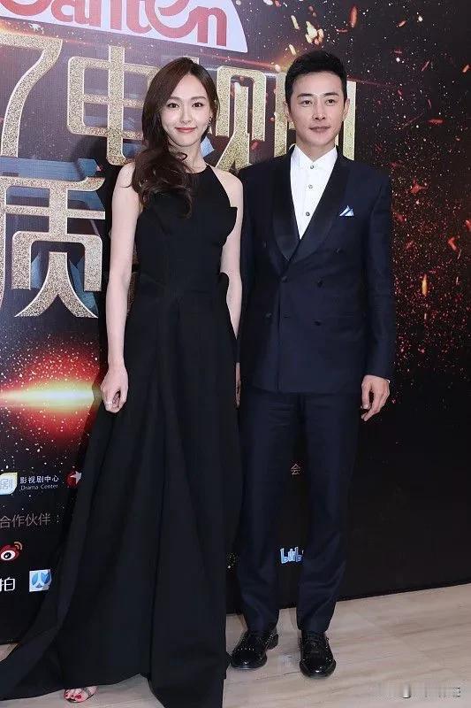 罗晋和唐嫣可能是娱乐圈里除了邓超和孙俪以外最甜蜜、最般配的年轻夫妻了吧？

年龄