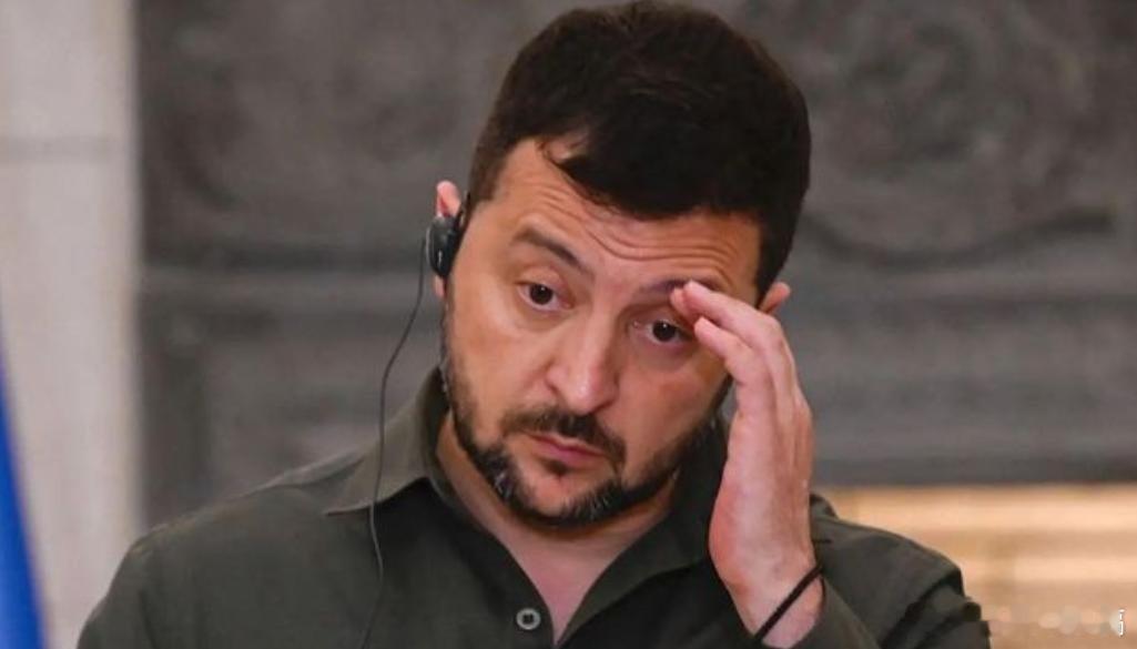 凤凰新闻【乌克兰简直太冤了！】花了三年多的时间，硬生生把俄罗斯从一个全球超级大国