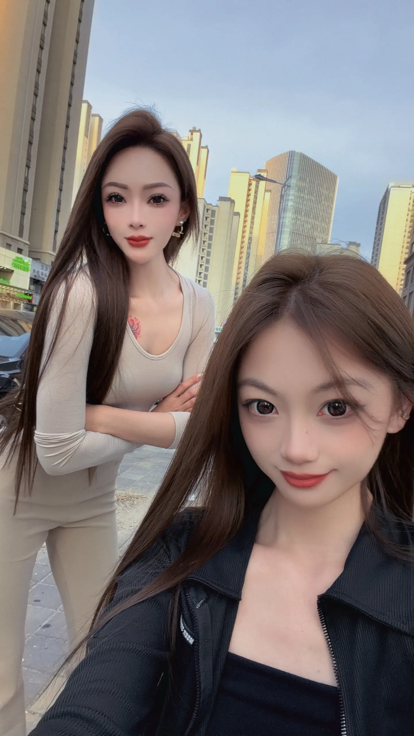 身边的人都在陆续结婚 家人朋友问我何时也能成家 我只淡淡摇了摇头 行路...