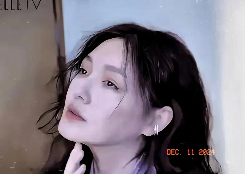 所有的女明星输的最惨的非大S莫属了！你瞧，这位曾经的明星，风光无限，事业顺风顺水