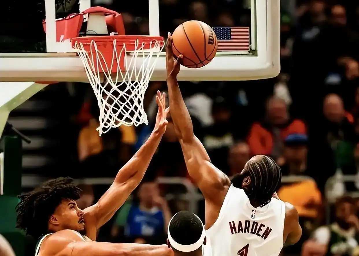 拒爆冷！骑士123-116,3杀雄鹿，米切尔14中4, 哈登轰25+6，字母哥重