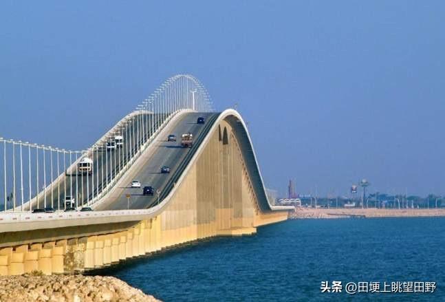 巴基斯坦刚划下红线，伊朗就摧毁了法赫德国王大桥，沙特对此无可奈何！

这话听着就