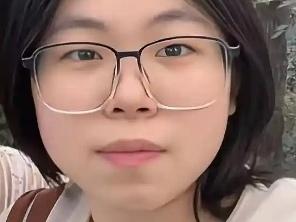 19岁青春正好的大二女生，竟在校园湖内溺亡，这背后究竟藏着什么秘密？

11月4