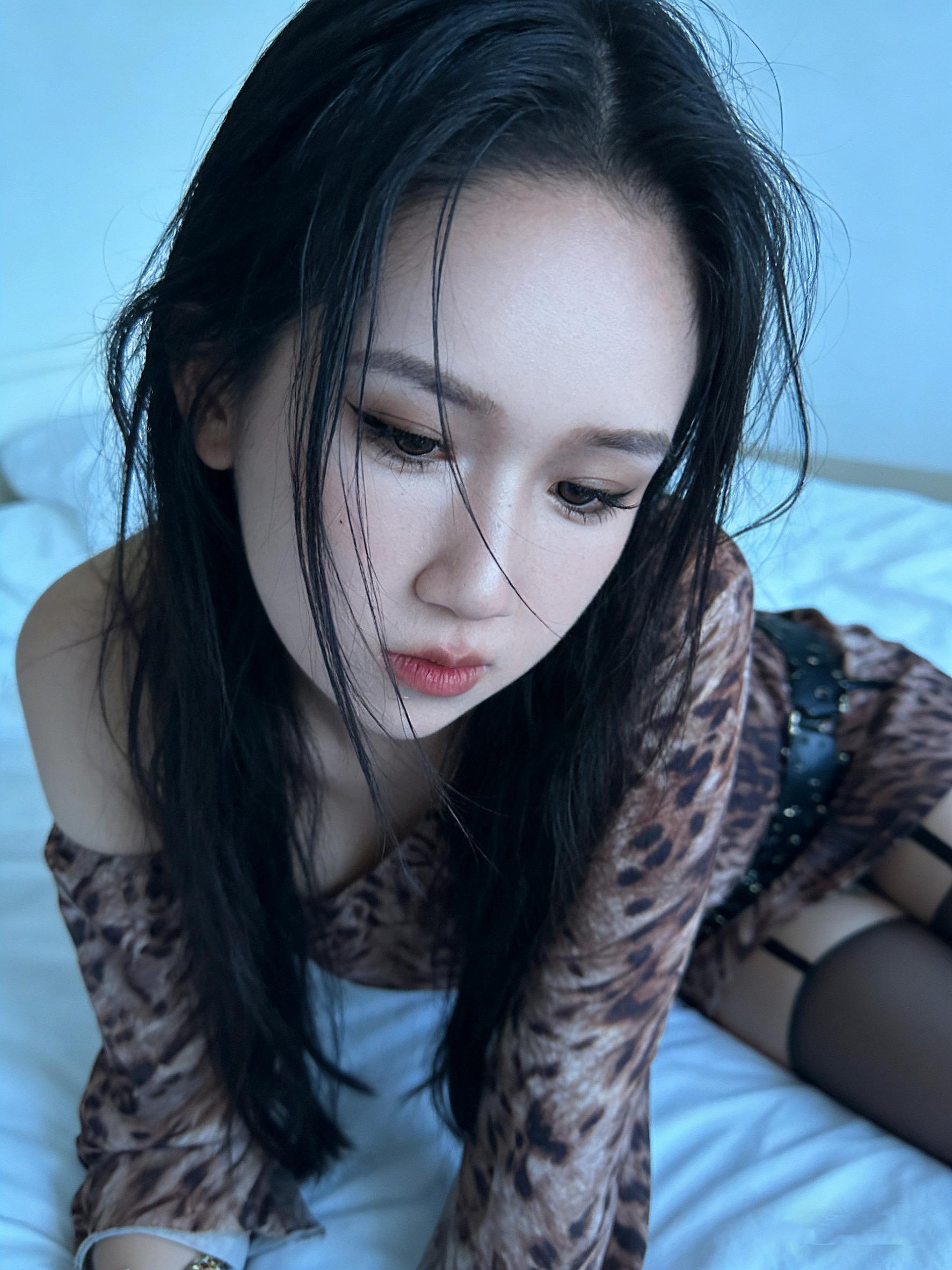 Hello小美女，一个人刷吗。