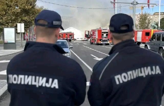 快报！快报！当地时间10月22日，塞尔维亚首都贝尔格莱德国民议会大厦发生枪击和纵