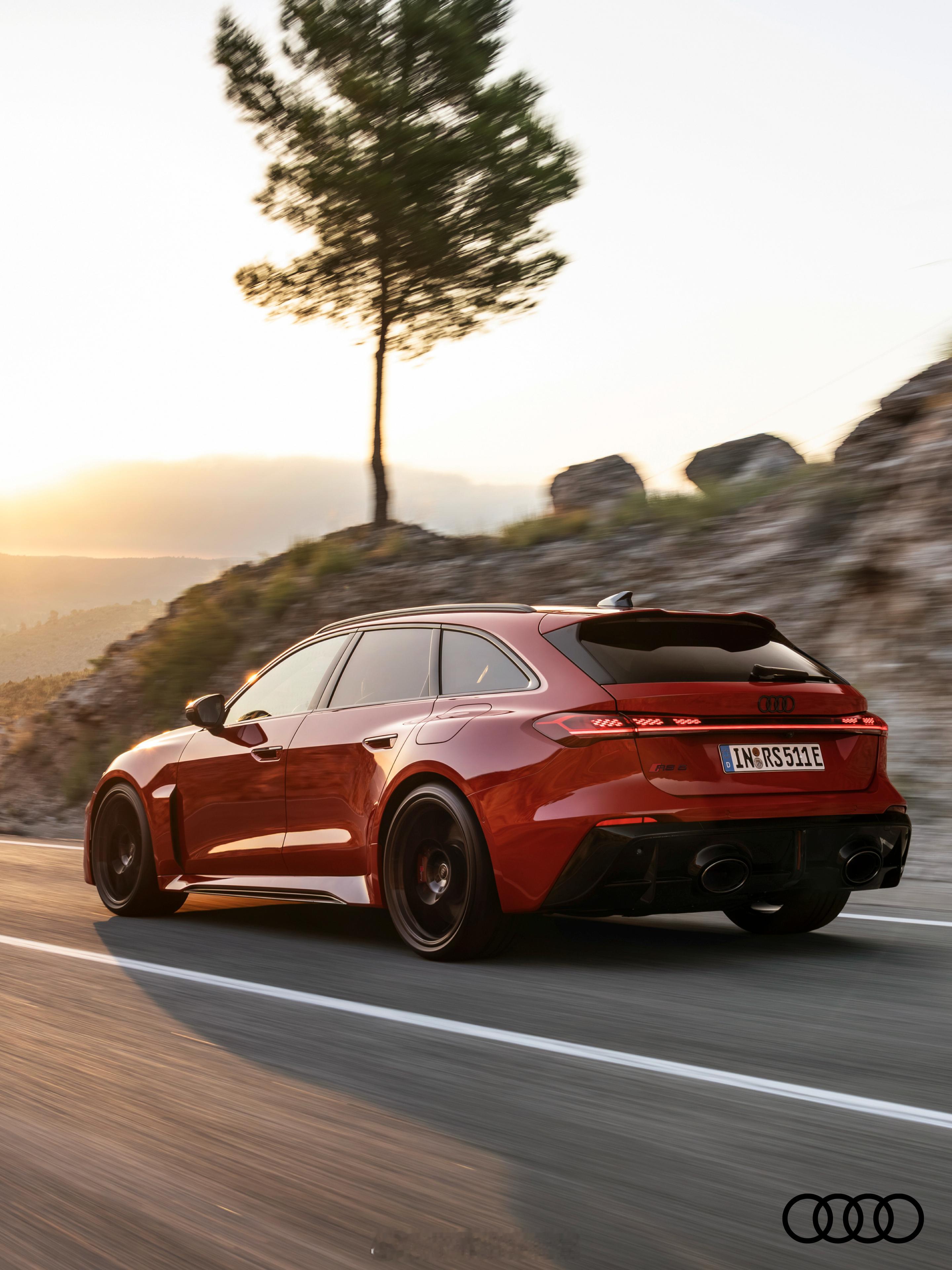 全新奥迪RS 5: 奥迪的首款高性能插电混动从原理上看和宝马M5是一个路数，但这