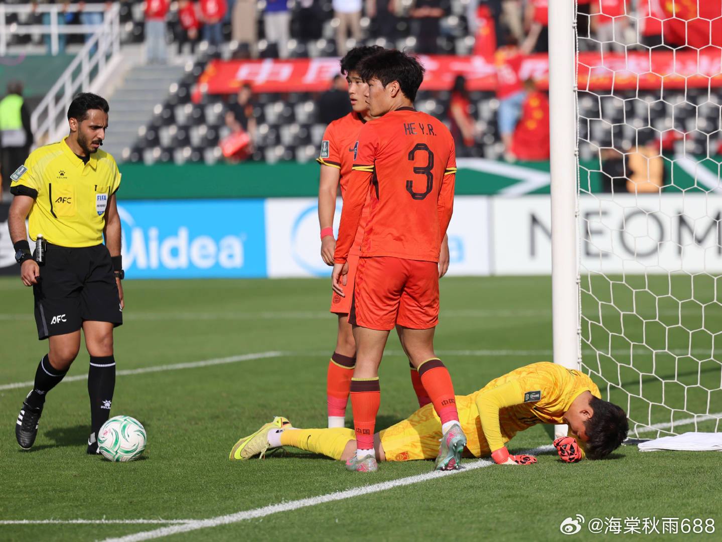 U23国足飞抵吉达备战淘汰赛 主帅提醒队员不可兴奋过头------晋级之夜过后，