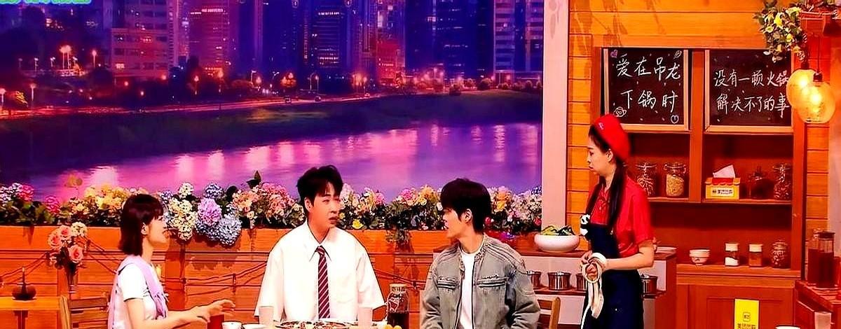 这档喜剧综艺火了，也炸了。
一边是抽象派的“真能打”，一边是温情派的“没印象”。