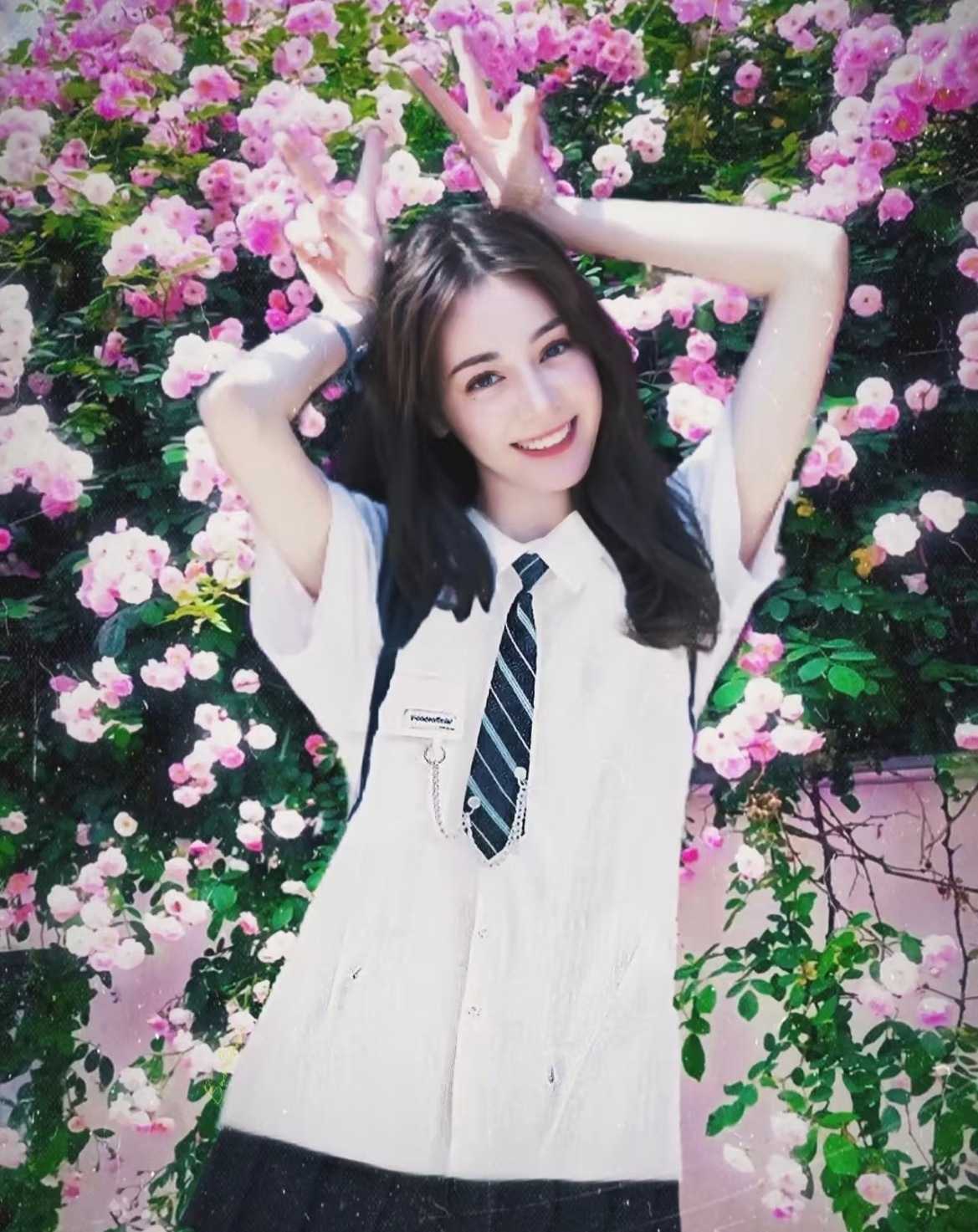 迪丽热巴粉丝质问迪丽热巴团队粉丝质问团队的核心其实就是为什么有能力做好的事却不做