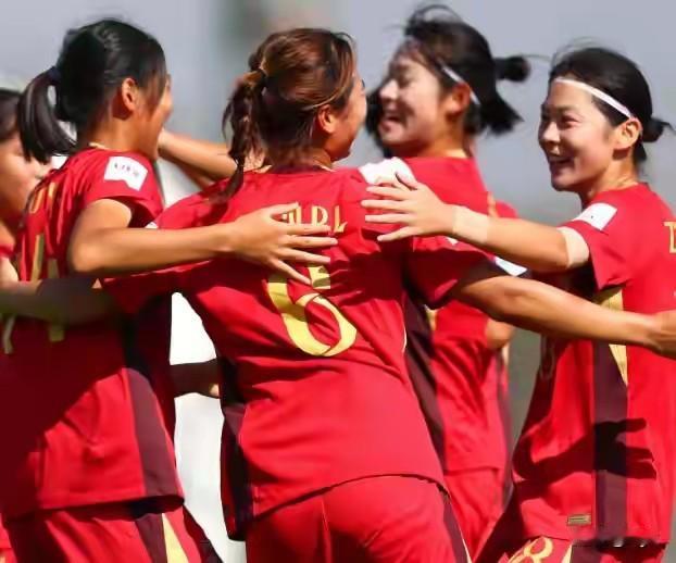 央视没有转播太遗憾了，
女足世界杯中国5-0狂胜挪威。

多少年没为中国女足这么