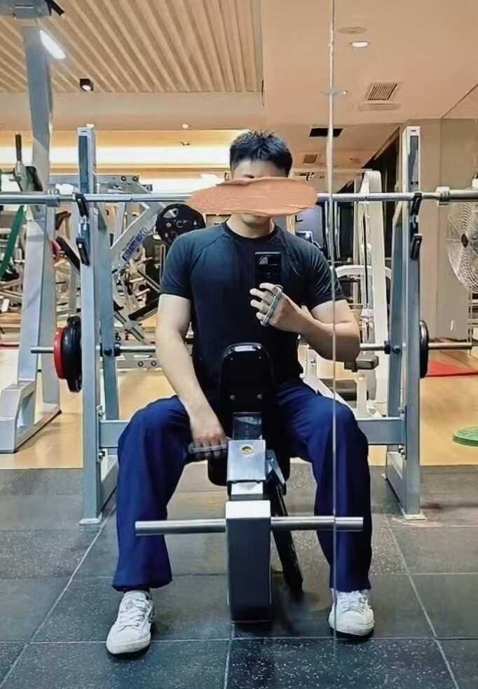 端午安康
健身人健身魂 ootd 打工人日常 男友风 端午安康 粽有千般好 见人