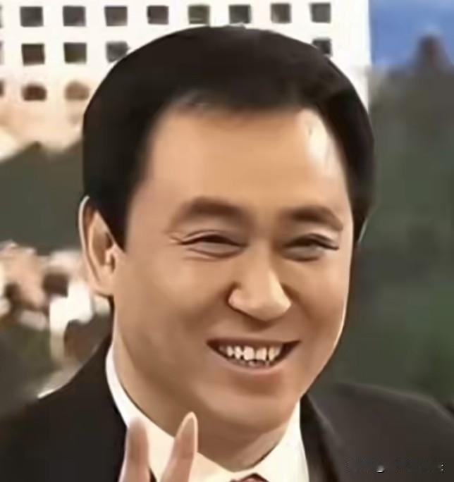 《房产大佬许家印被判刑》
       8月20日，恒大集团因非法吸收公众存款等