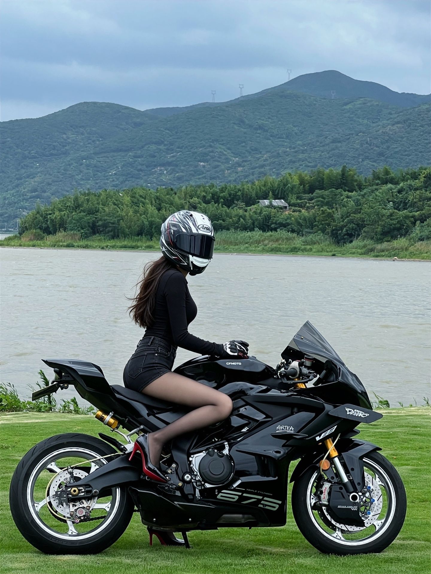 骑摩托车乐趣多 