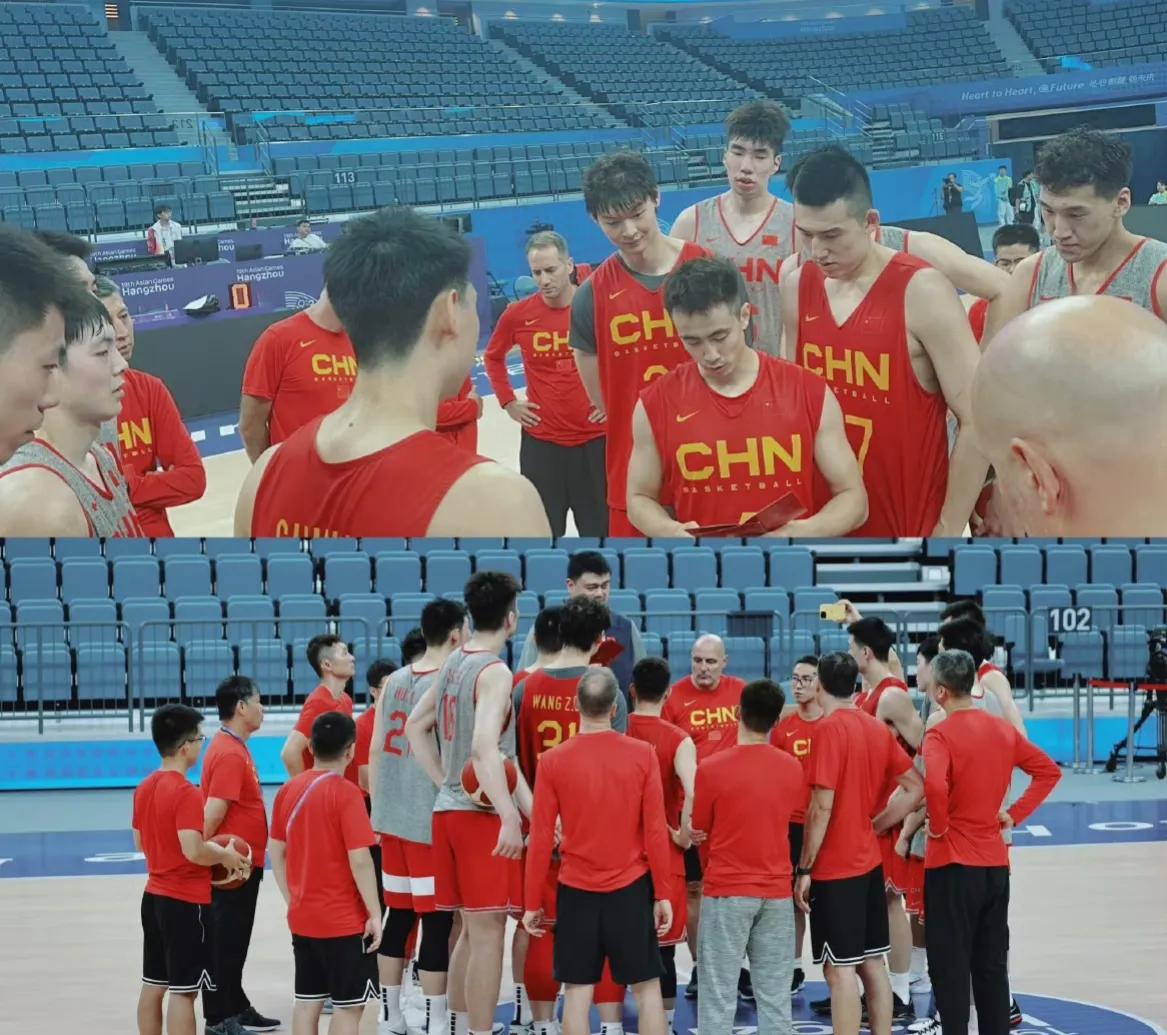 亚运征战前，胡卫东、刘玉栋致信中国男篮！
男篮名宿刘玉栋、胡卫东给大家的信件，由