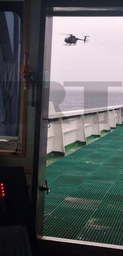 RT报道称，美国特种部队目前正在北大西洋试图登船并扣押悬挂俄罗斯国旗、与伊朗有关