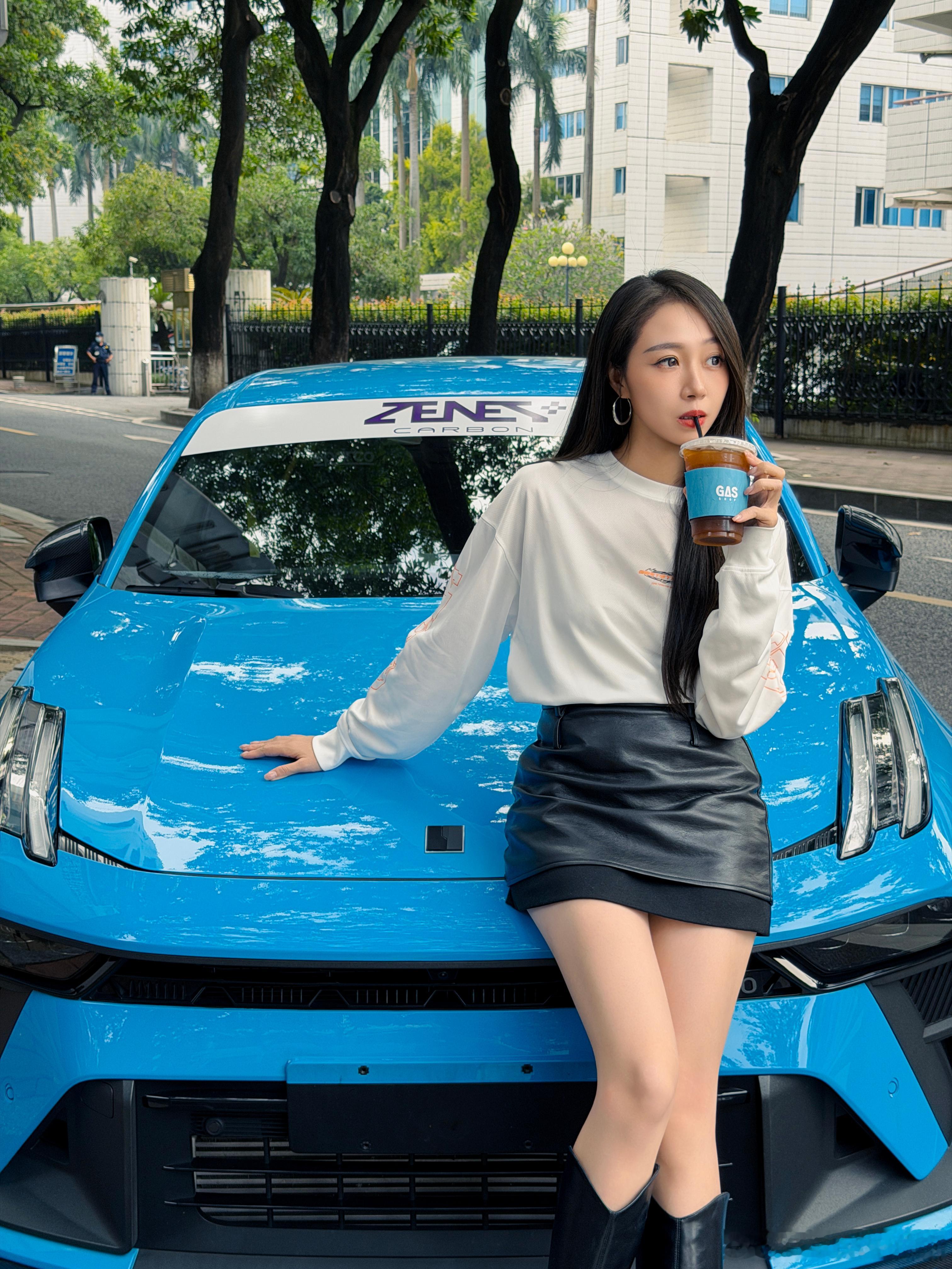 你怎么知道我开领克王去gasshop 喝咖啡啦！！汽场全开领克tcr ​​​