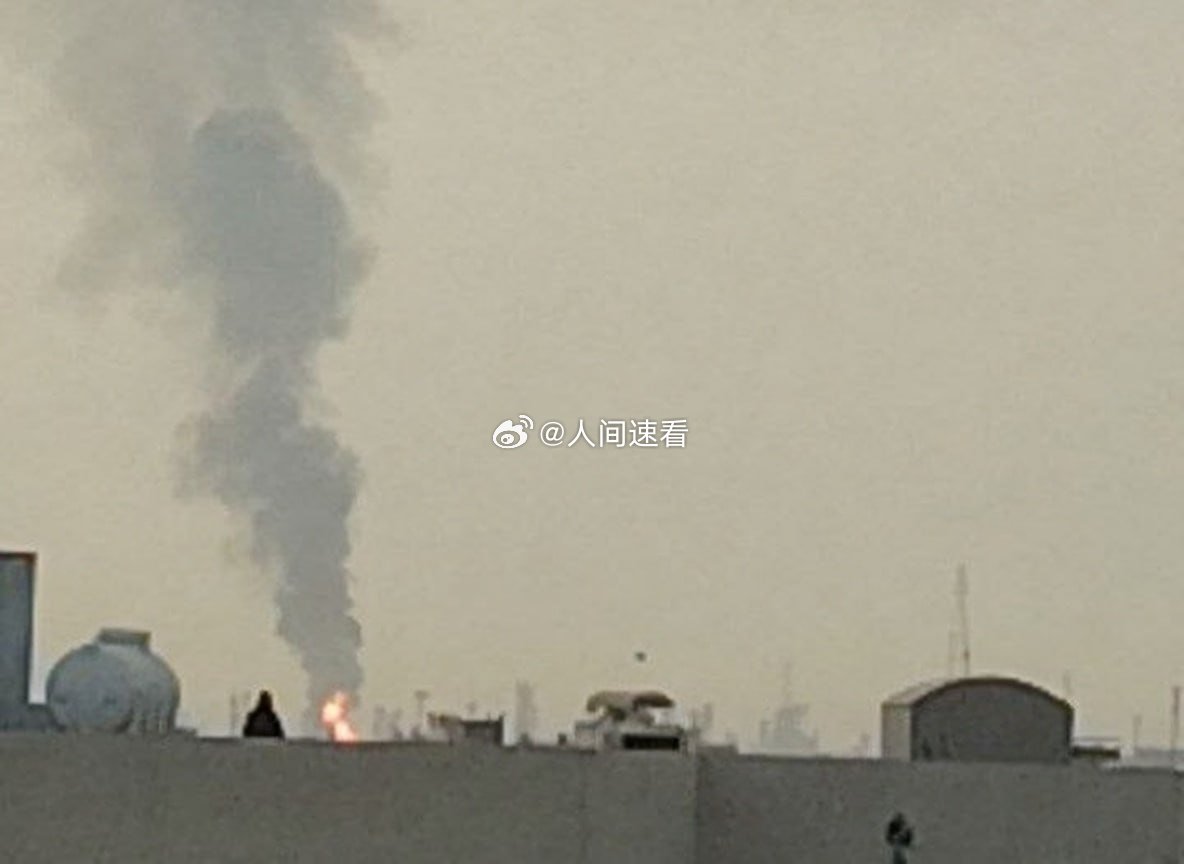 巴林再次拉响防空警报巴林麦纳麦 BAPCO 炼油厂附近发生爆炸巴林基本上每天都要