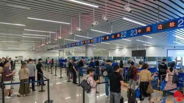 想来中国空手套白狼：近期在白云机场（及全国口岸）执行得非常严，尤其是夜间/凌晨。