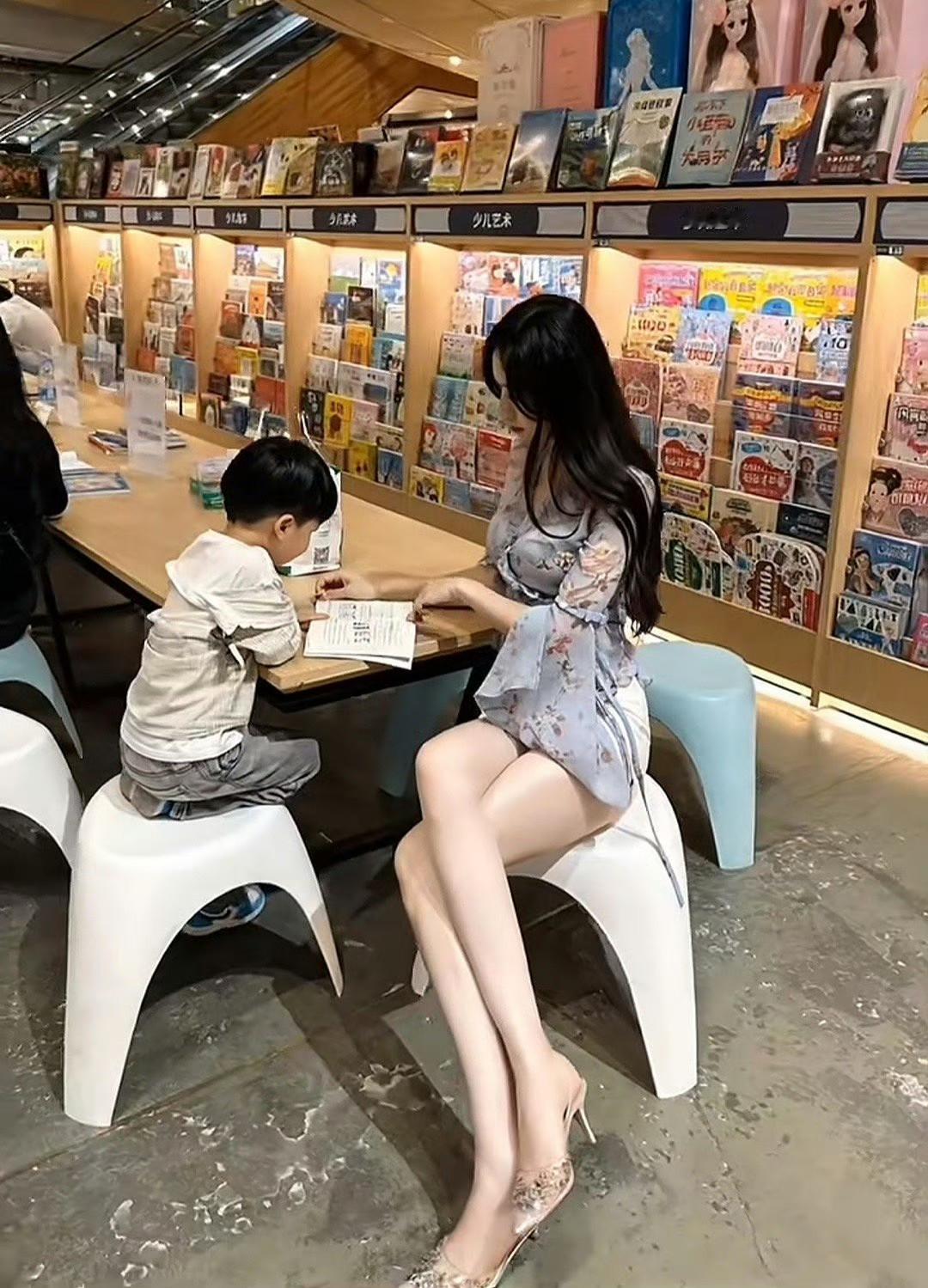 如果娶了她，你准备生几个娃[呲牙]
.