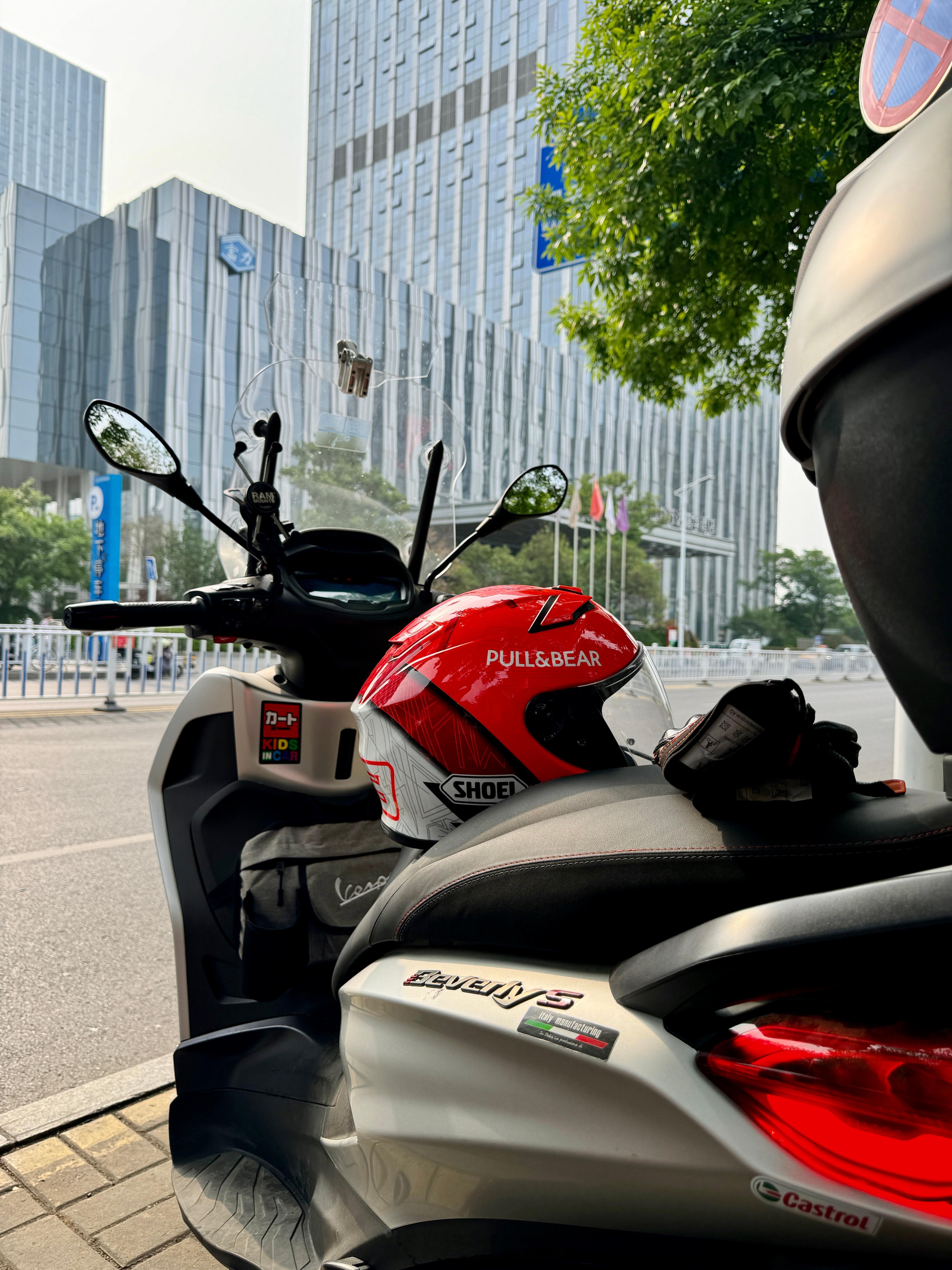 一条plog告别2025 唯一的愿望就是26年能不要这么累，这会是奢望吗