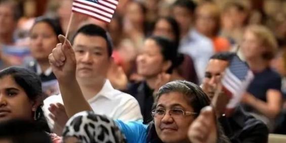 现在最恨中国的人是谁？说来你不信，不是美国人，不是日本人，不是韩国人，而是在美华