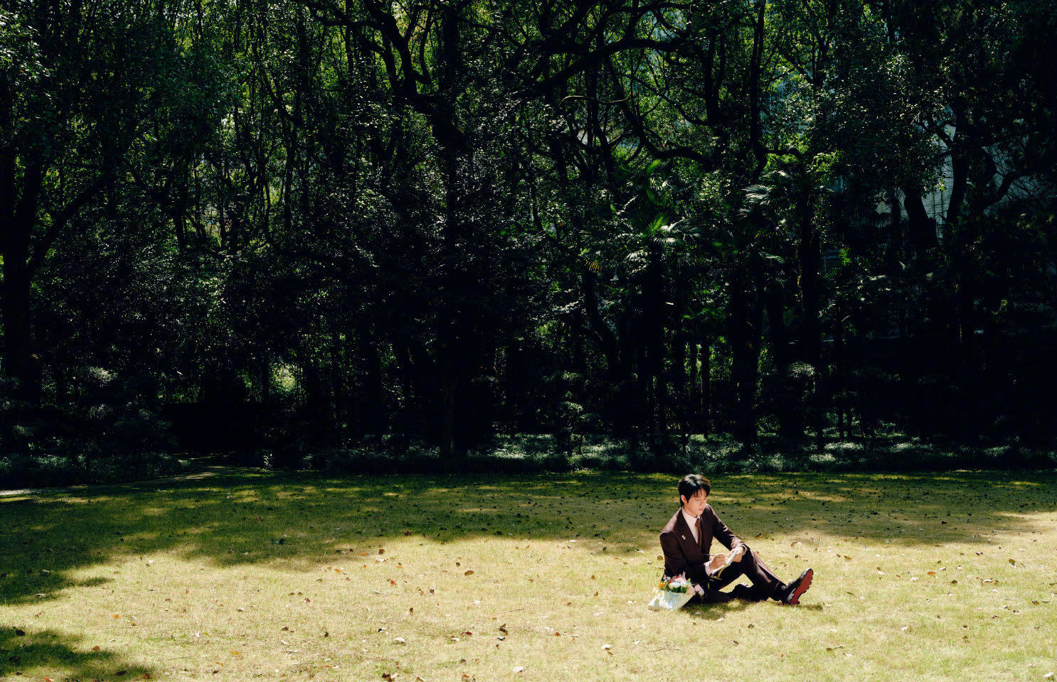 周奇 脸颊痣 周奇脸颊痣，左右都有一颗，长在了我的左心房和右心房。是他的专属标识