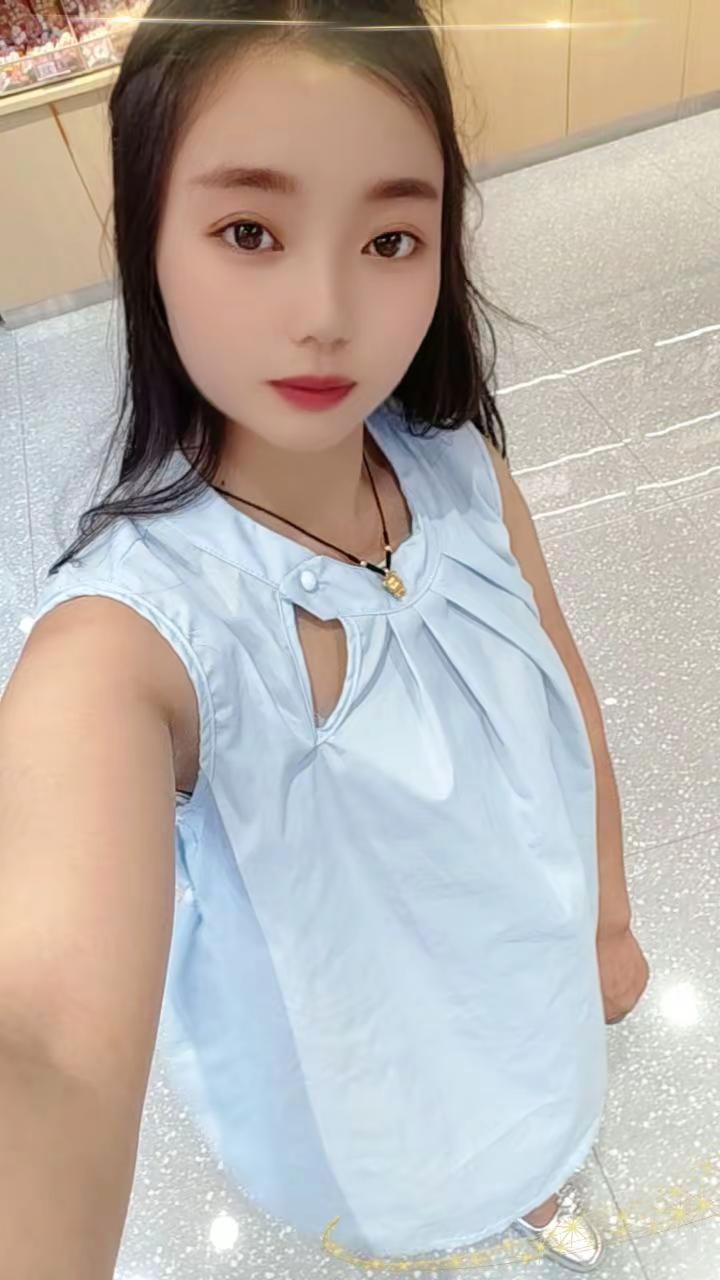 ，
